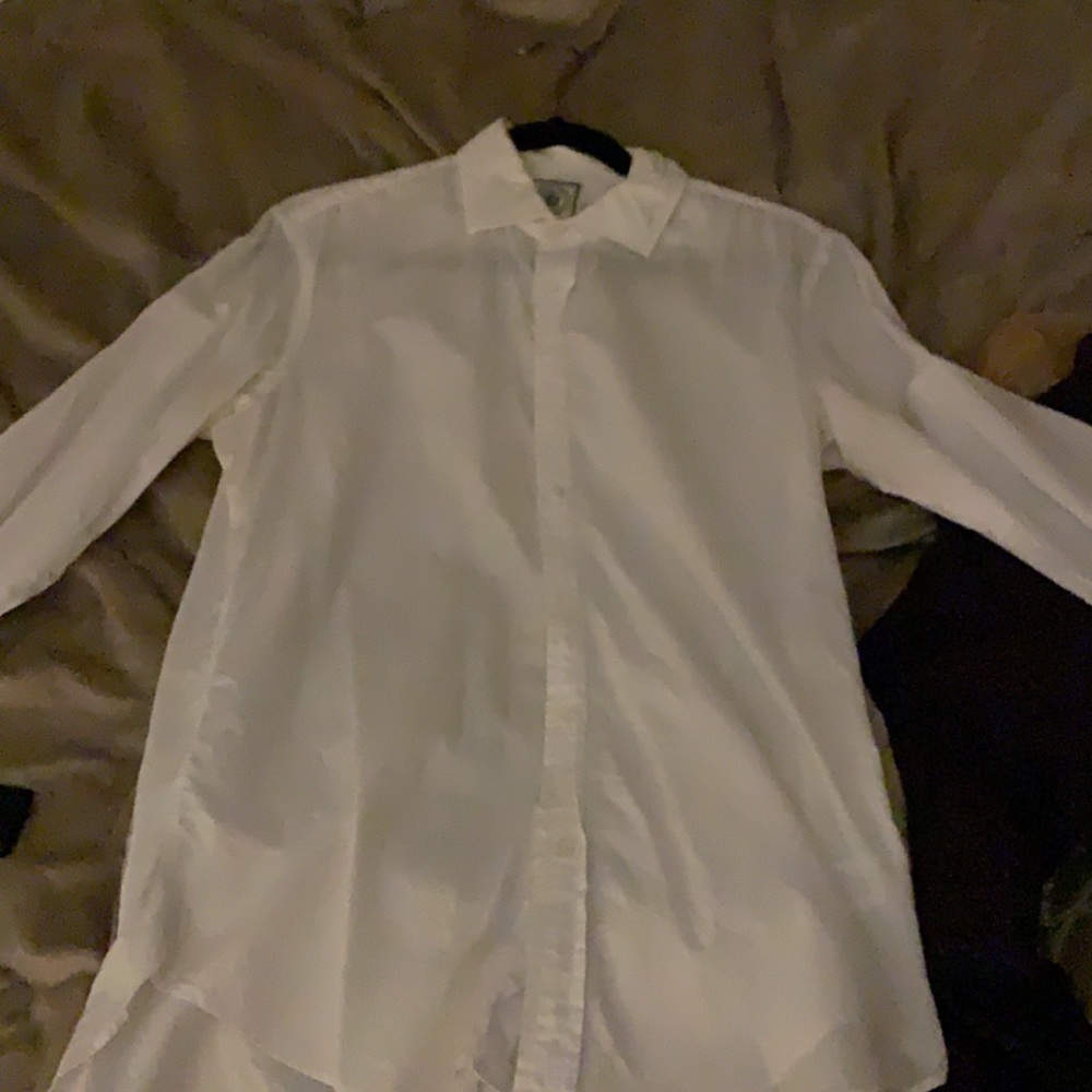 Size 15 cottonbase button up. Perfect for summer.